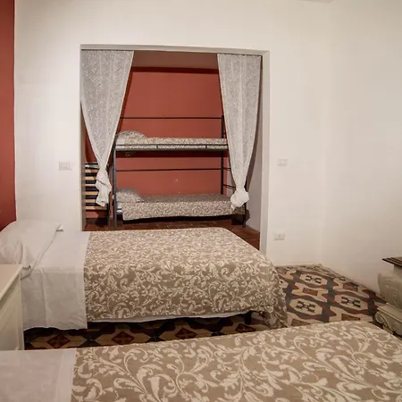 Val Di Lima House *