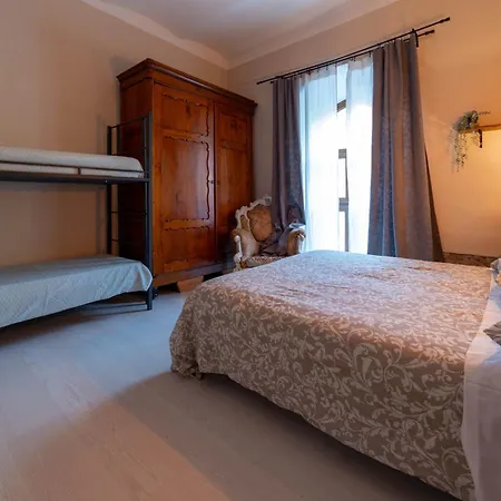 Val Di Lima House *